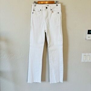 Amuse society size‎ 24 white jeans frayed hem